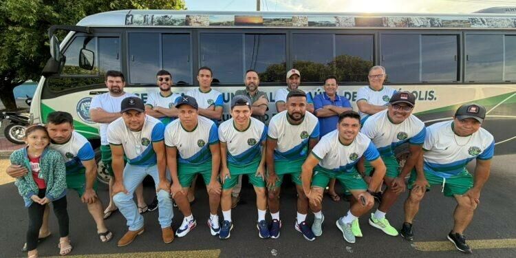 Imagem de compartilhamento para o artigo Seleção de Alcinópolis viaja em busca da vaga na final da Copa Assomasul 2025 da MS Todo dia